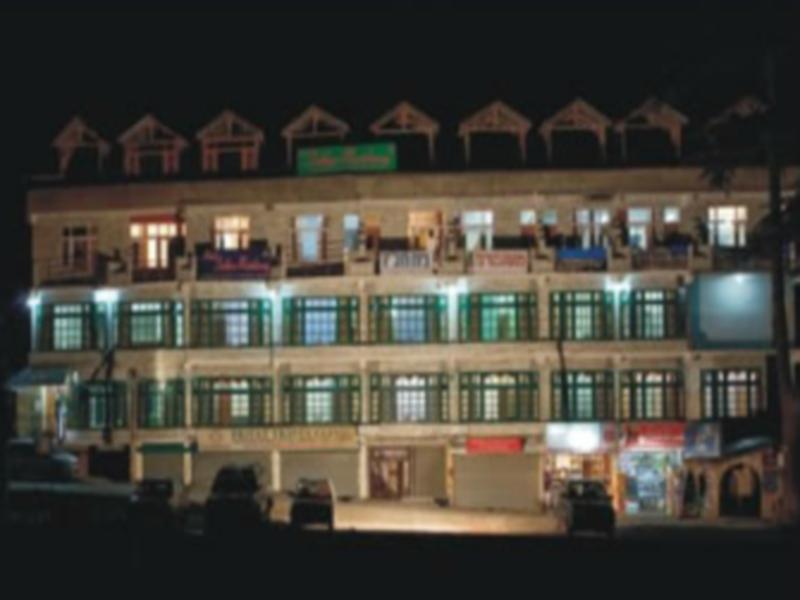 Hotel Satkar Residency - Riverside Old Manali Zewnętrze zdjęcie